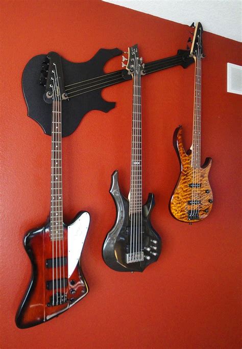I did a rough layout on the wood, making the holder 17 cm heigh x 12 cm wide and 13 cm from the arms to the wall. 17 Best images about Wall-Axe Custom Guitar Hangers on Pinterest | The soloist, Cable and Guitar ...
