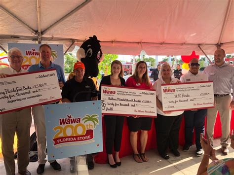 The Wawa Foundation Announced A 25000 Grant For Cmn Hospitals To The