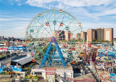 Denos Wonder Wheel Amusement Park Coney Island Guide