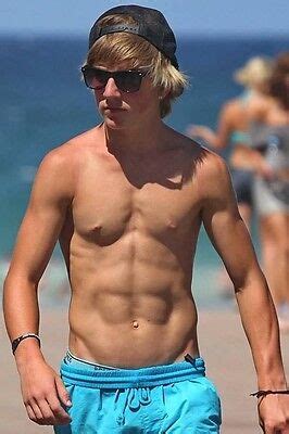 Shirtless Male Beefcake Muscular Blond Shaggy Haired Beach Babe PHOTO