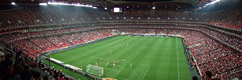 Eusebio și figo vor efectua tragerea la sorți pentru grupele champions league. Benfica Lissabon