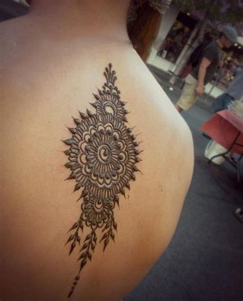 15 Back Henna Tattoos Meant For Henna Lovers