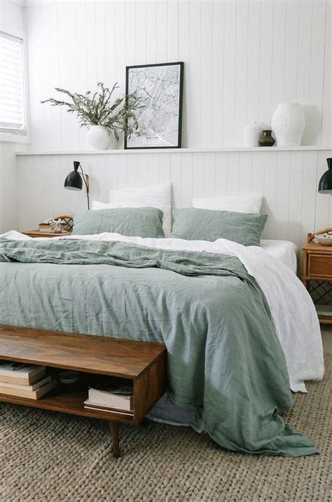 35 Green Bedroom Ideas