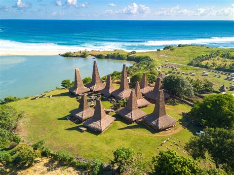 Experience Sumba Island on an Indonesia Yacht Charter | Y.CO
