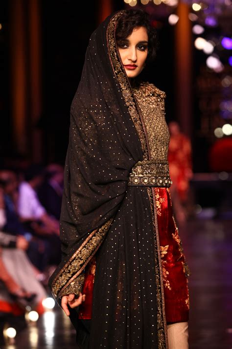 Sabyasachis Couture Collection Ethnic Fashion Pakistani Fashion