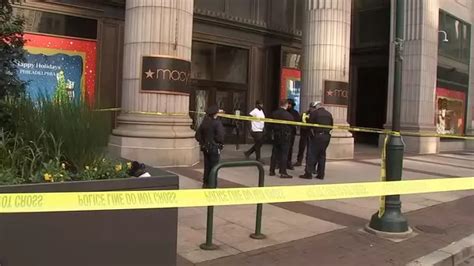Sources Id Stabbing Suspect Accused Of Killing Macys Security Guard In