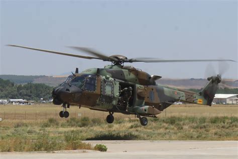 El Helicóptero Nh90 Llega A Las 10000 Horas De Vuelo En El Ejército De