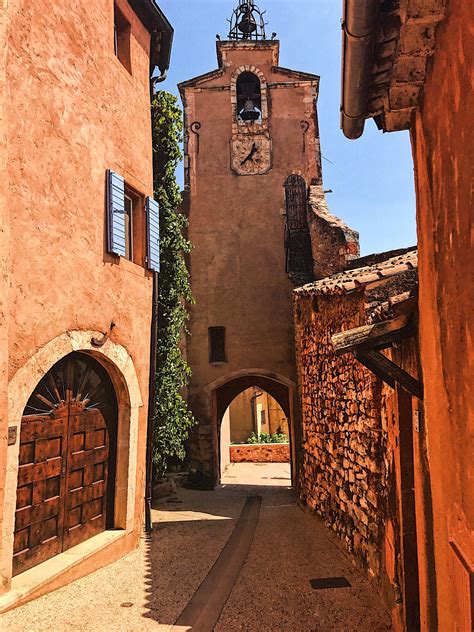 The Beautiful Village Of Roussillon France A Favorite Of Mine While Visiting Provence Click