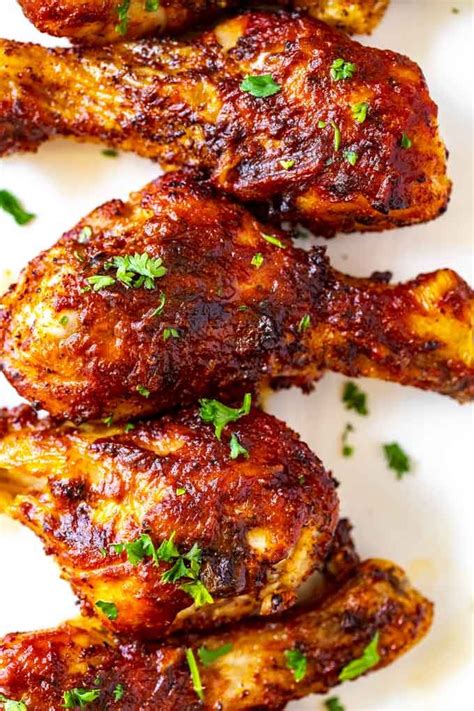 Cook up a few pounds to stash in the freezer, then dole it out for weeknight meals all month long. Keto BBQ Chicken - Air Fry, Grill or Bake - Kicking Carbs | Recipe | Baked bbq chicken, Bbq ...