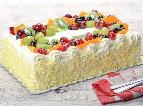 Fresh Fruit And Cream Cakes