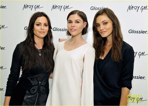 Phoebe Tonkin Goes Glam For Glossier Pop Up Shop Event Photo 3387318 Phoebe Tonkin Photos