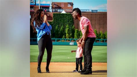 Phillies Andrew Mccutchen And Wife Maria Expecting Baby