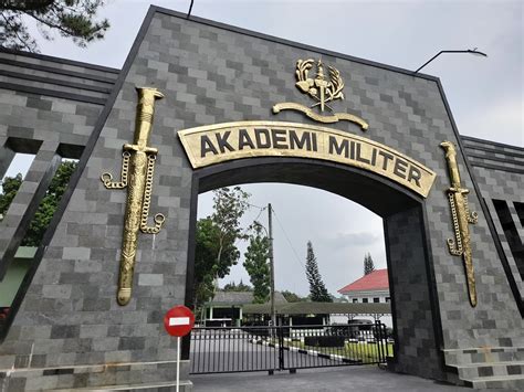 Akademi Militer Akmil Magelang Perguruan Tinggi F6w5 P4 Banyurojo Kabupaten Magelang Jawa