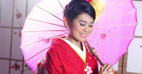 Perbedaan Kimono Dan Yukata Foto Kimono