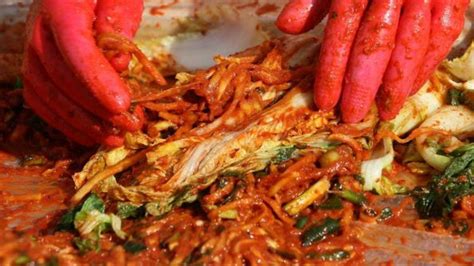 Kimchi South Koreas Efforts To Boost Its National Dish Bbc News