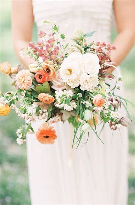 Swoon Worthy Bridal Bouquets To Inspire You 2517918 Weddbook