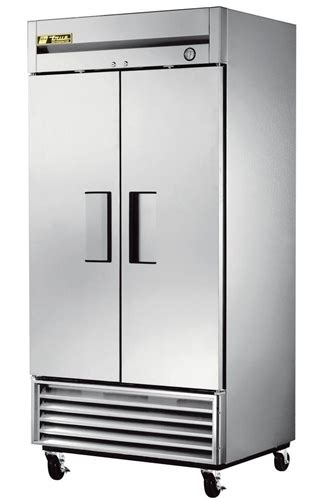 True Refrigerator Reach In Solid Door 2 Section T 35 Hc