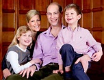 Prince Edward and wife Sophie Wessex take children out for horse ride ...