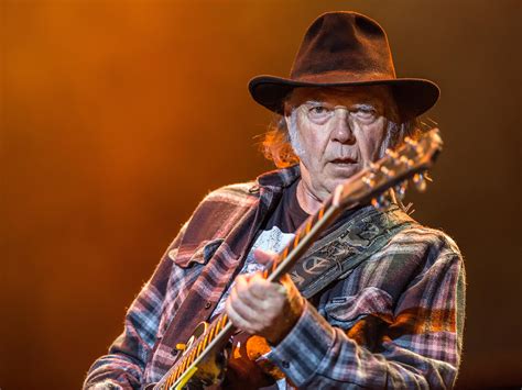 Neil Young Reacts To Violence At Us Capitol Social Media Is Crippling