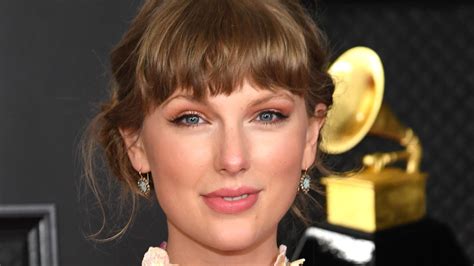 Why The Internet Is Buzzing About Taylor Swifts Mr Perfectly Fine