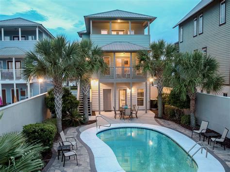 Combined experience of over 80 years! AQUASCAPE: Modern Coastal, Private Pool, Vi... - VRBO