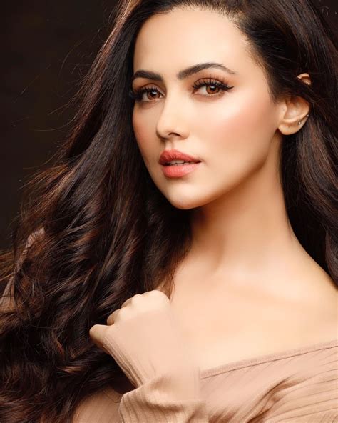 Sana Khan Looks Drop Dead Gorgeous In Her Latest Pictures The Indian Wire