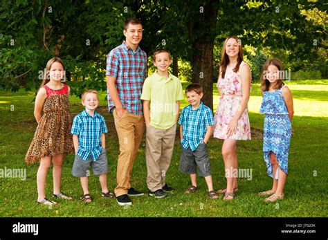 Seven Siblings Portrait Stock Photo Alamy