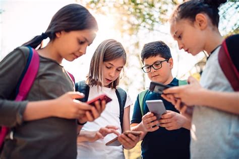 4 Popular Social Media Apps For Kids