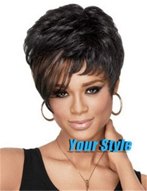 Top Quality Chic Pixie Cut Hairstyles Synthetic Short Wavy Black Wig