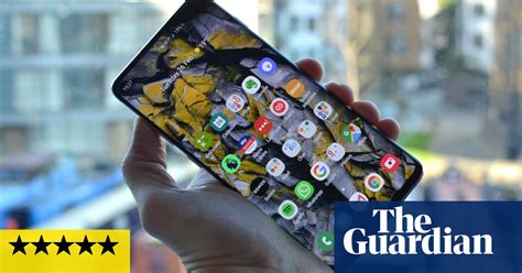 Samsung Galaxy S10 Review A Simply Stunning Screen Samsung The