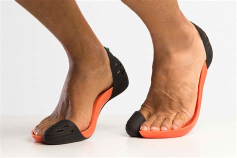 Iguaneye Jungle Barefoot Shoes Gadget Flow