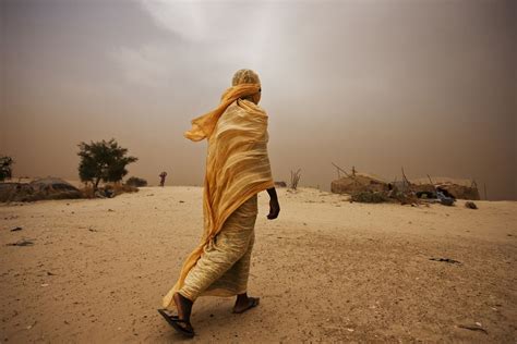 Timbuktu Mali 15 September 2009 A Songhai Woman Walks Between