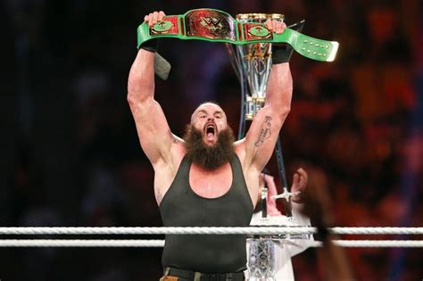Wwe universal champion braun strowman is celebrating 100 days as champion today. WWE has made it clear: Braun Strowman, not Roman Reigns, is the guy - Cageside Seats