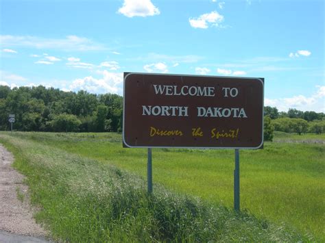 Welcome To North Dakota Just South Of The Mb Nd Border Nea Flickr