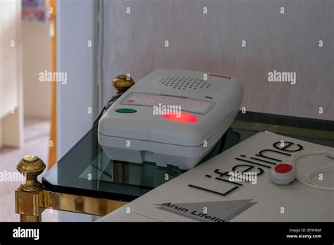 Lifeline alarm button elderly hi-res stock photography and images - Alamy