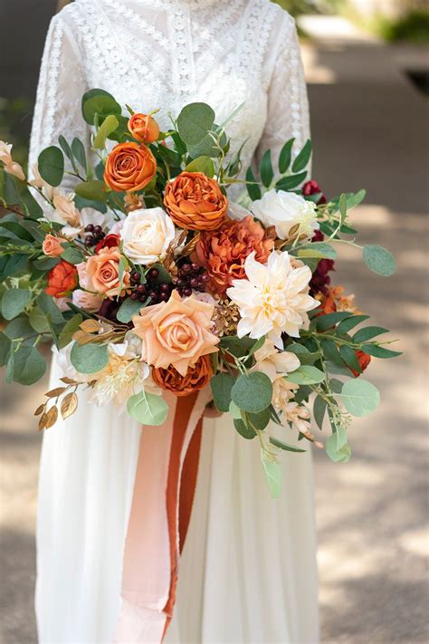 17 Deluxe Bridal Bouquet Terracotta In 2021 Bridal Bouquet Fall