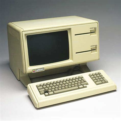 Apple computers the reasons given by steve jobs and steve wozniak for why they chose the name 'apple' for their company, and why the first apple computer sold for $666.66 don't make sense when we look at the bigger picture. An auctioneer says one of Apple's first computers - a ...