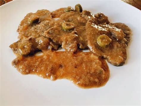 Filete de ternera, podrás encontrar información práctica hecha por expertos sobre filete de ternera en formato texto, vídeo e imágenes. Filetes de ternera en salsa con aceitunas | ¡A mojar pan ...