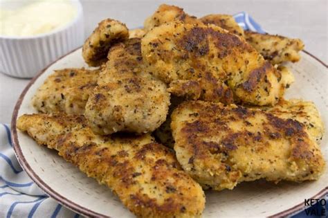 And since you absolutely need your leftover turkey drippings for traditional gravy, you can't. Easy Keto Almond Chicken Fingers Low Carb Recipe | KetoVale