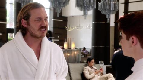 AusCAPS Scott MacArthur Shirtless In The Mick 2 01 The Hotel