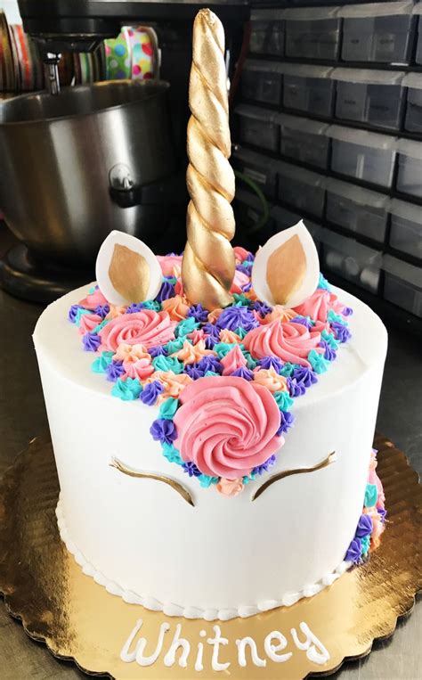 Instead of scrambling for ideas, i've rounded up 7 birthday cake alternatives that are sure to make everyone happy. 227 best Kids Birthday Cakes images on Pinterest | 1st ...