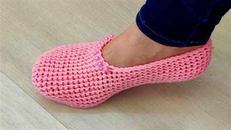 Beginner Friendly Pattern For Knitted Slippers