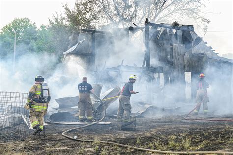 Fighting fire, heat at Cole County farm | Jefferson City News Tribune