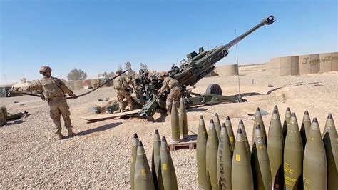 Soldiers Hone Skills On M777 Howitzer Artillery Youtube
