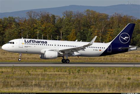 Airbus A320 214 Lufthansa Aviation Photo 5725981