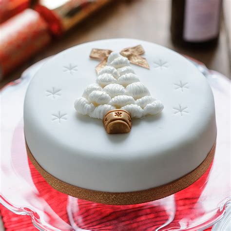 Fashioned to resemble a christmas noel ball, red coconut praline shell comes filled with layers of sweet delight: Tried and Tested Christmas Cakes 2014 - Best Christmas ...
