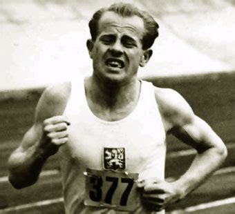 This led to him being nicknamed the locomotive. 1952 Helsinki Olympic Games- Emil Zatopek | slicethelife