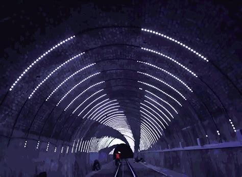 Tunnel Visions 15 All Encompassing Explorable Art Installations