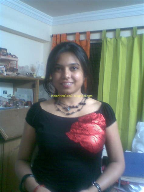 Indian Hot Dating Night Club Pub Girls Cute Indian Hot Escort Girl With Great Smile And Sexy