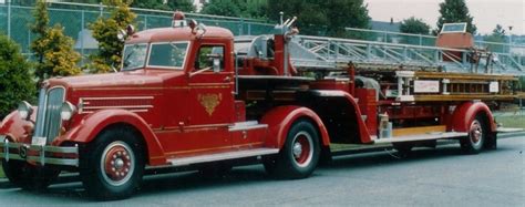 1950 Seagrave Tiller 72 Ladder Truck Vintage Fire Engines